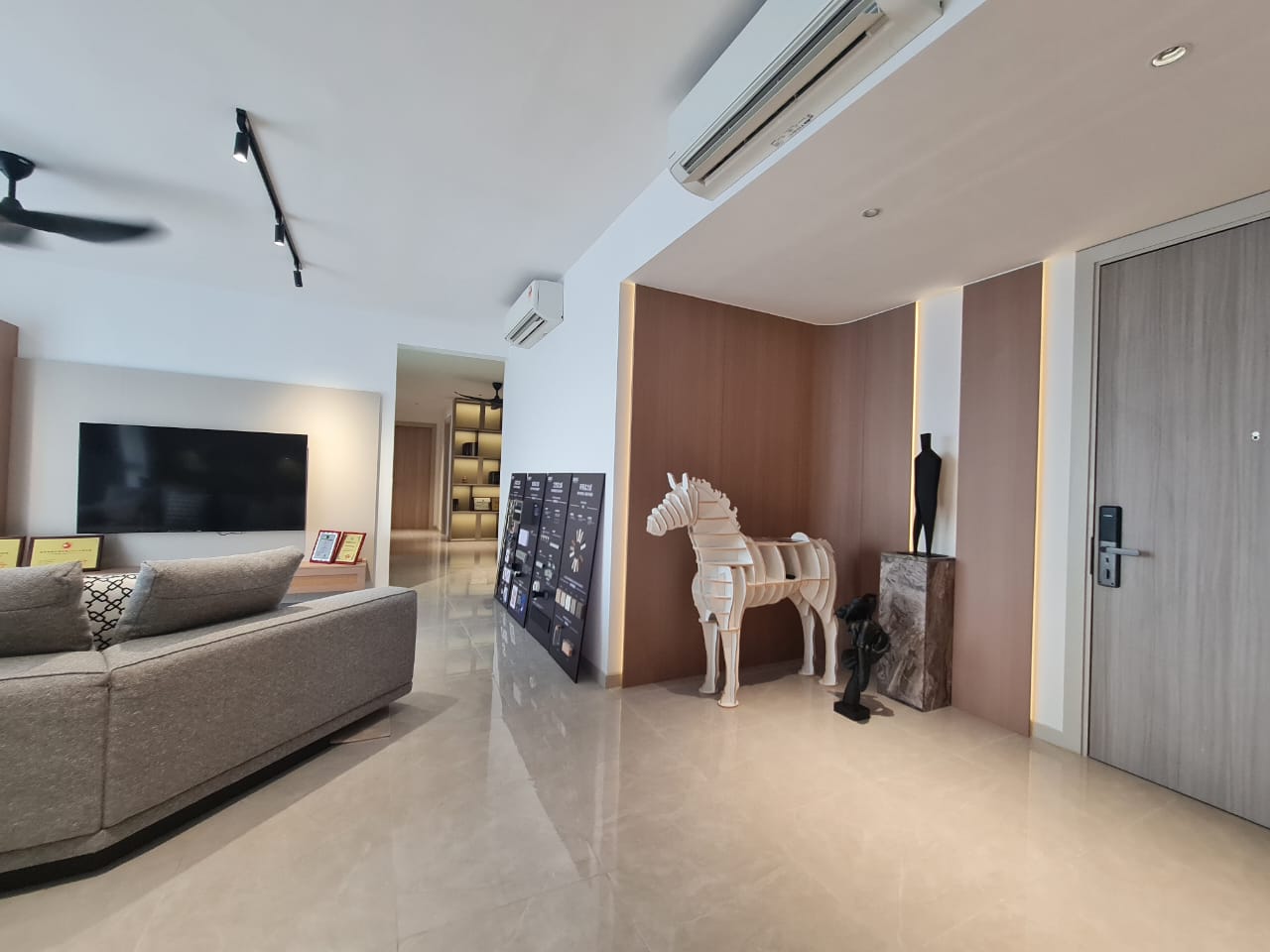 Park Place, Condominium
