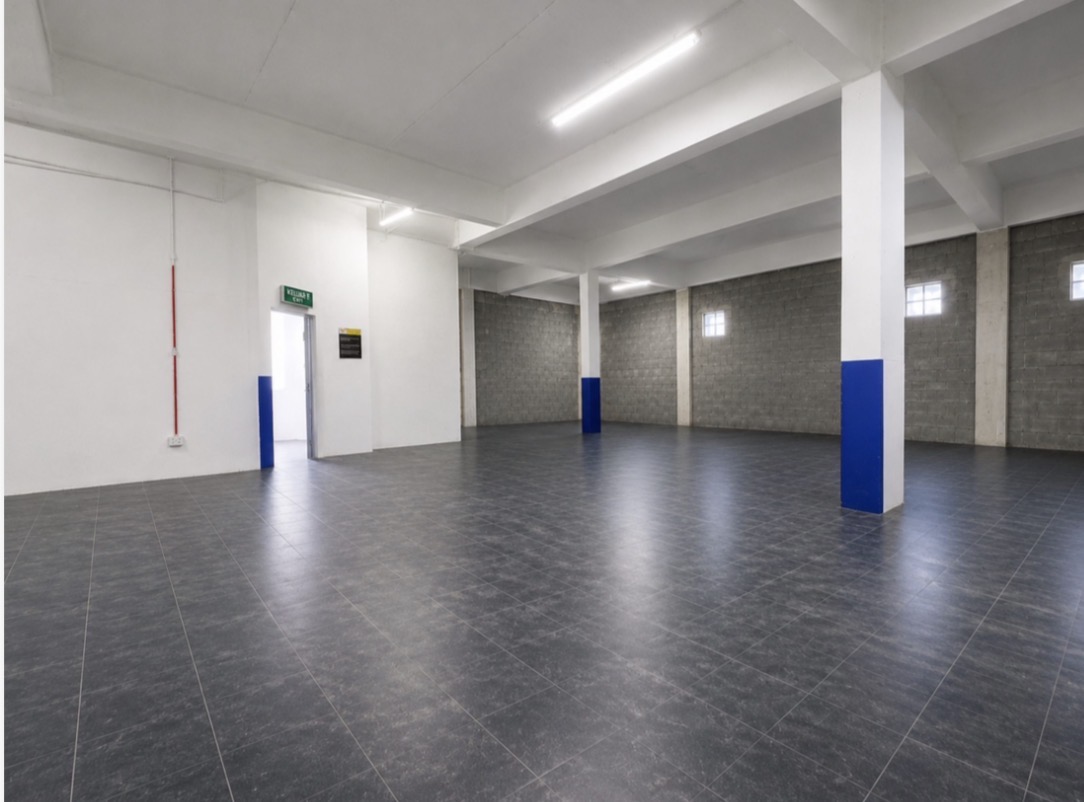 USJ 10/1H, Office