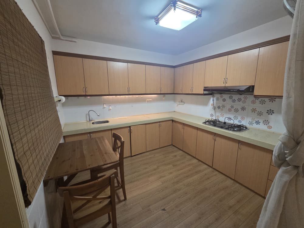 Palm spring@damansara, Condominium