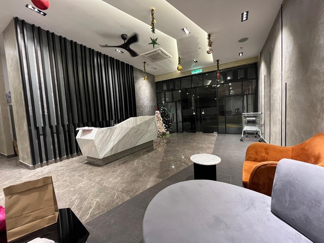 D'Vervain, Condominium