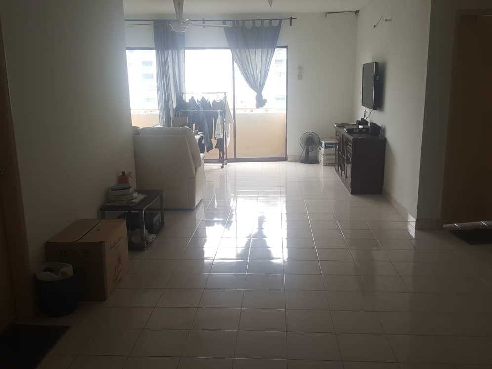 Palm spring@damansara, Condominium