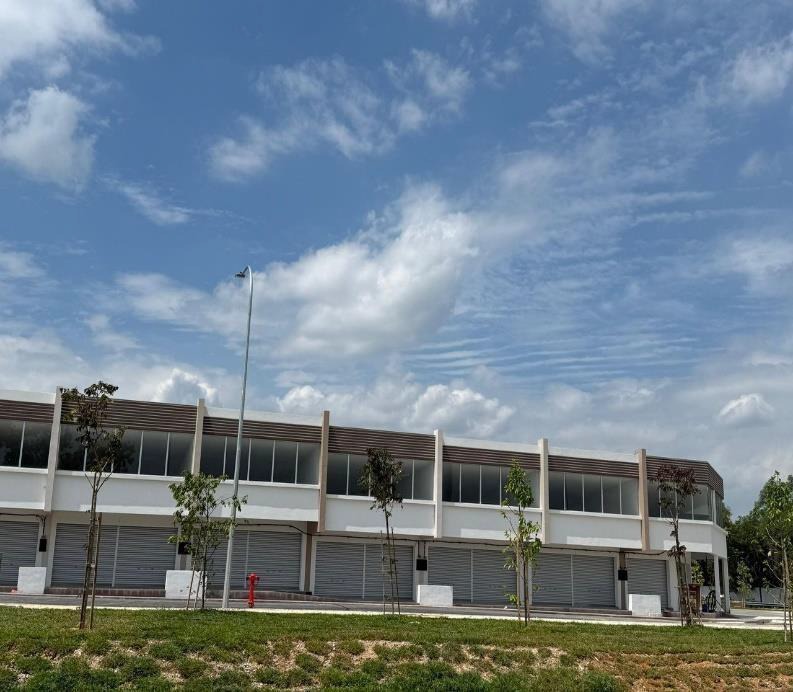 Bandar Sri Kesuma, Shop