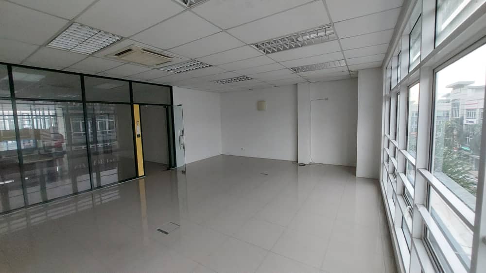 Bandar Puteri Puchong, Office