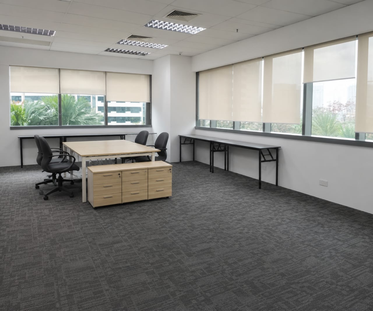 Menara Bangkok Bank, Office