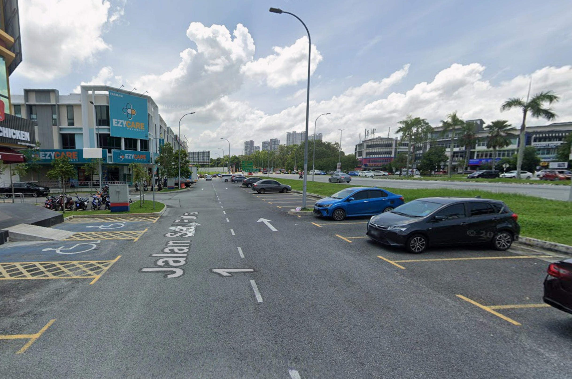 Bandar Seri Putra, Shop