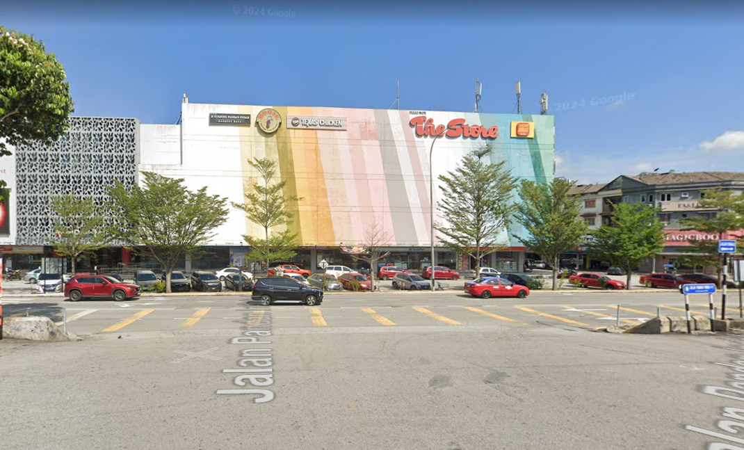 Pandan Indah Commercial, Shop