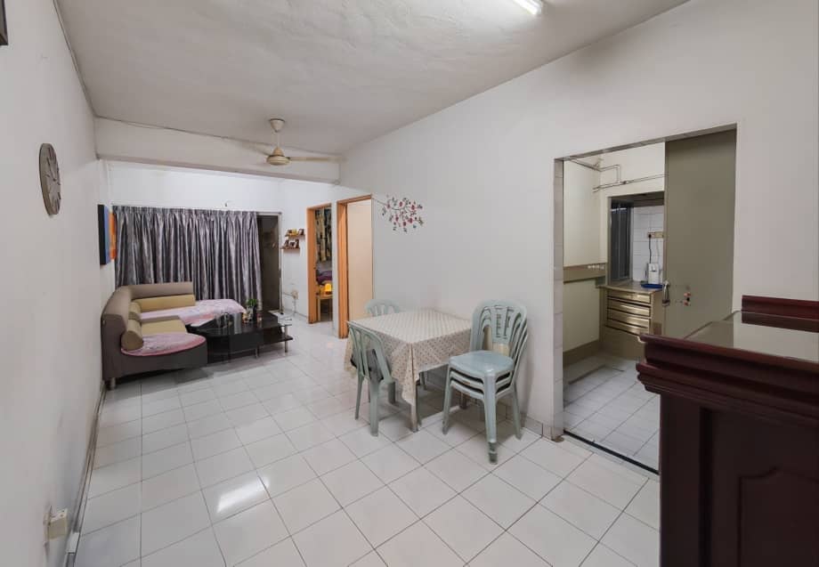 Sri Kuching, Apartment