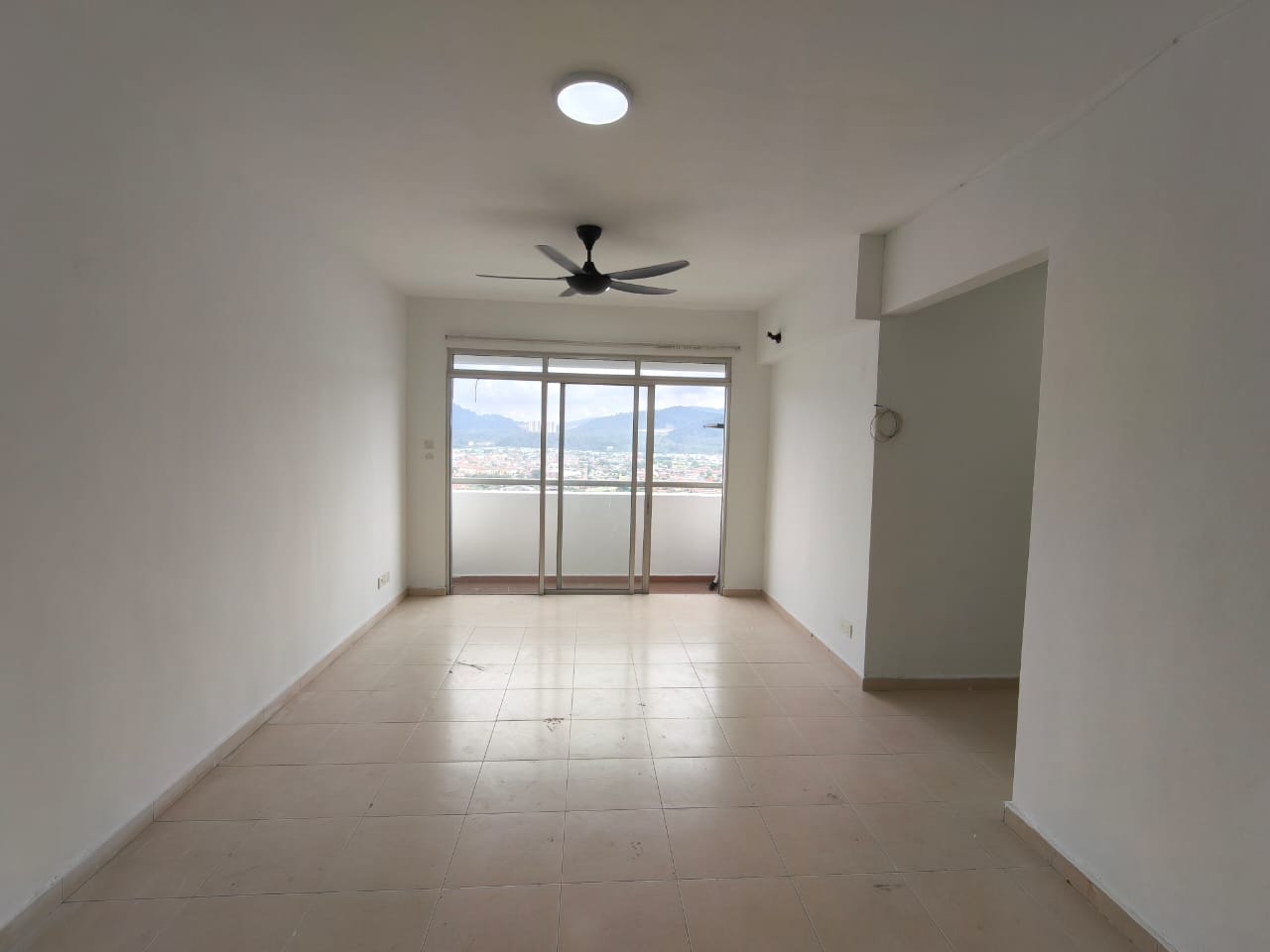 Semarak Tmn Raintree, Condominium