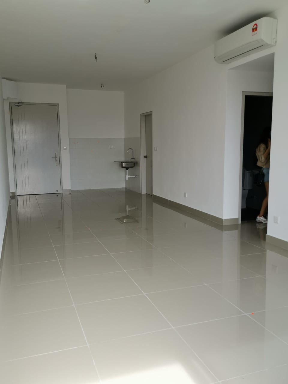 Trinity Lemanja, Condominium