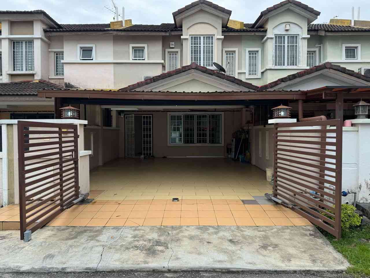 Tmn Putra Prima, Double Storey