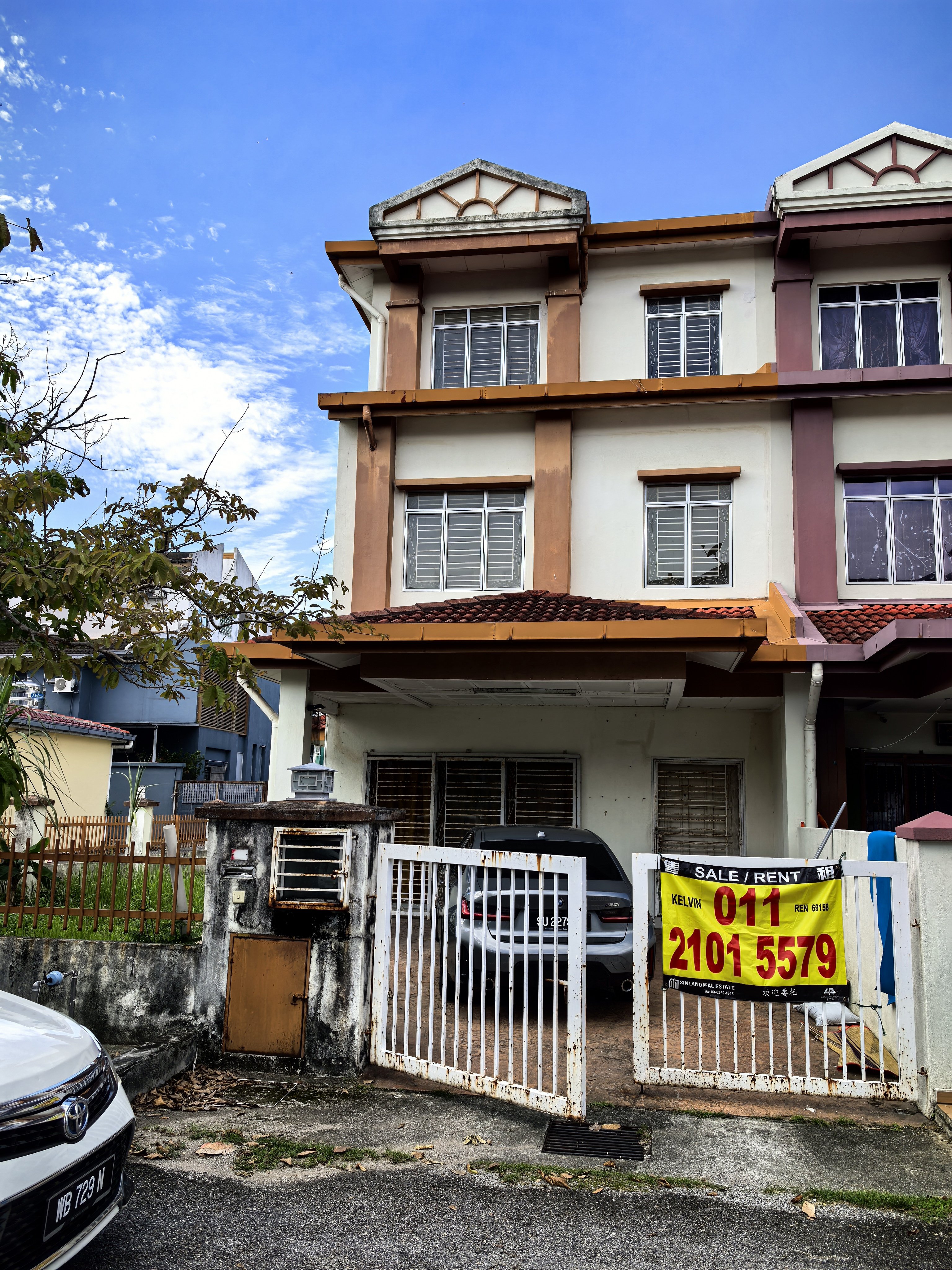 Taman Putra Prima, 3 Storey