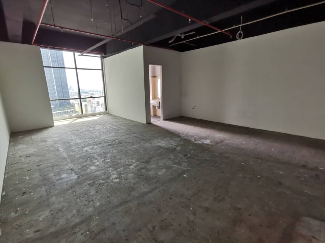 The Vertical Business Suites, Office