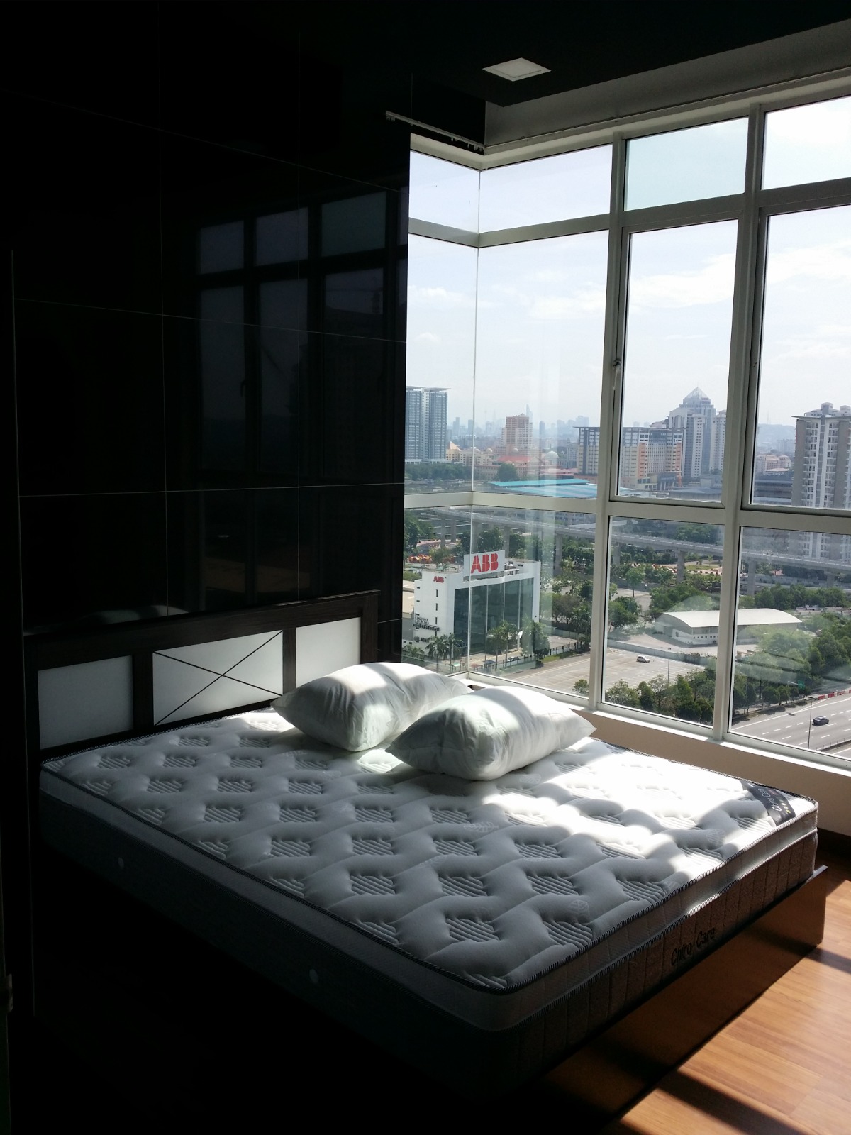 Condominium Impian Meridian Subang jaya Sinland Real Estate