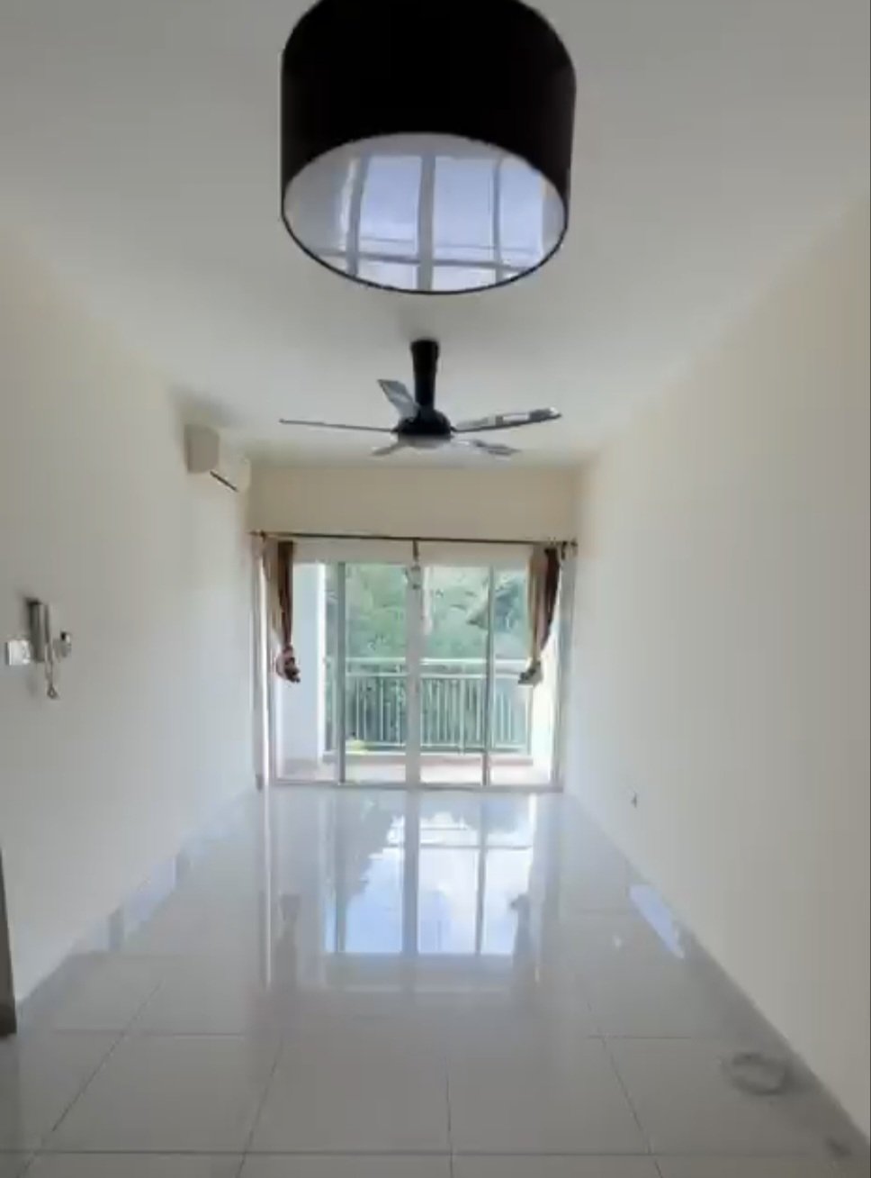 Metropolitan Square, Condominium