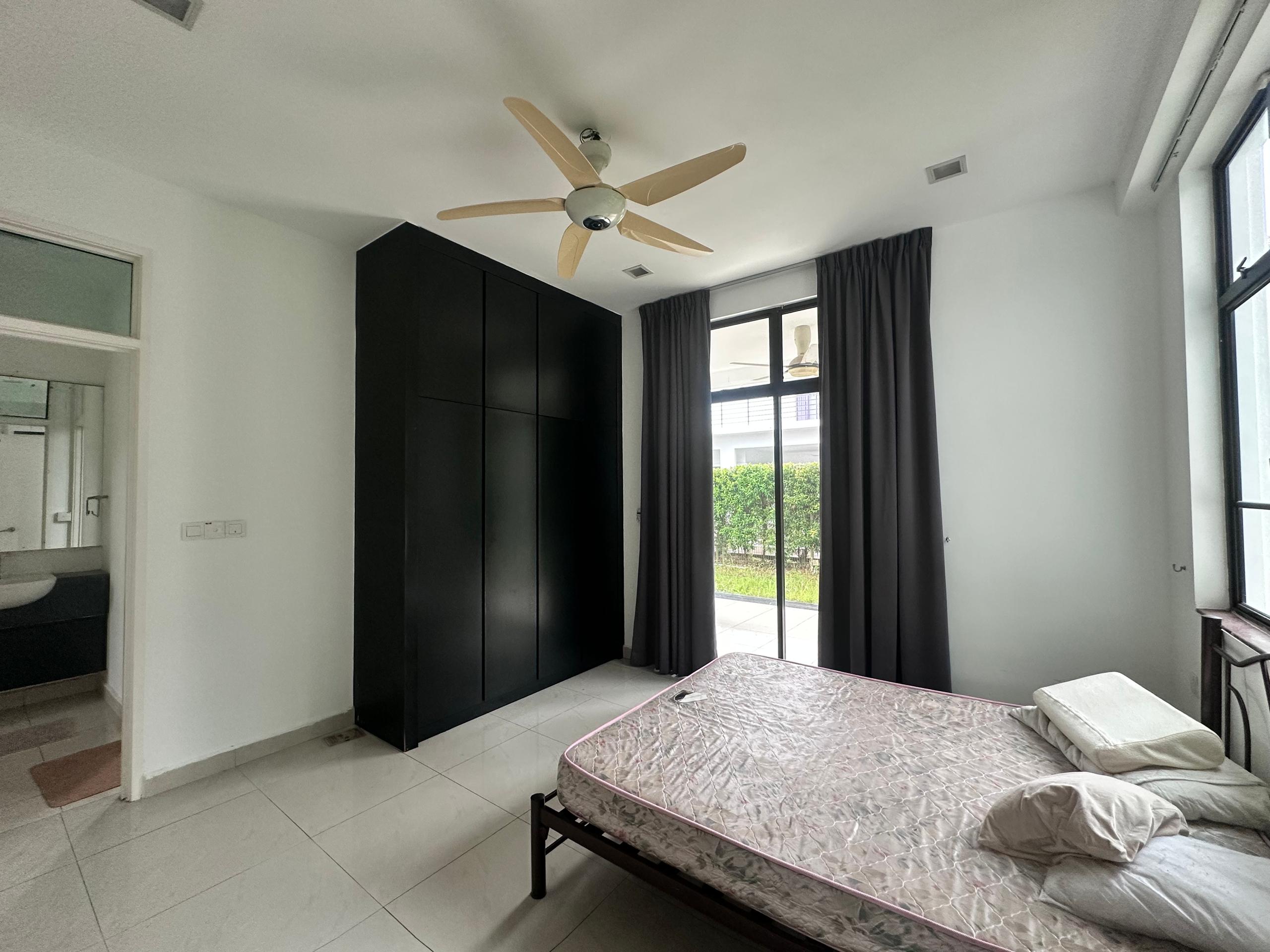 Ledang Heights, Bungalow