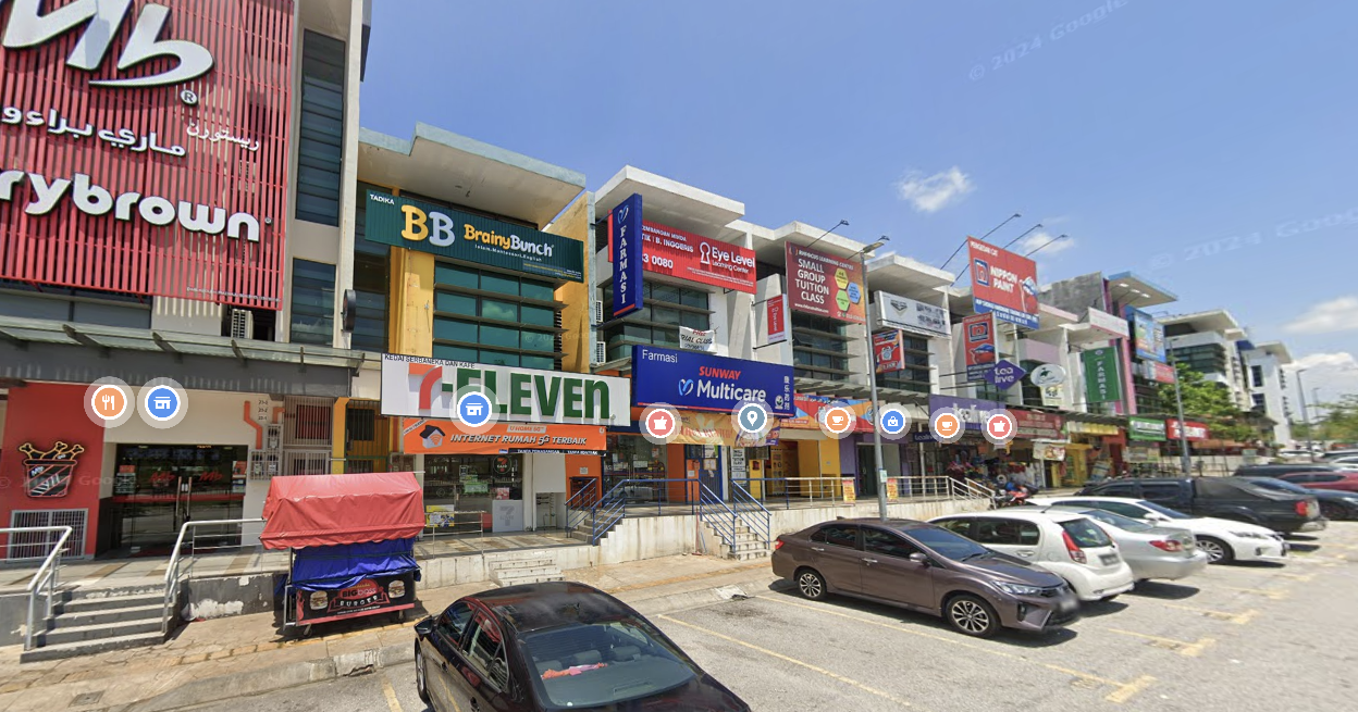 Denai Alam Commercial, Shop
