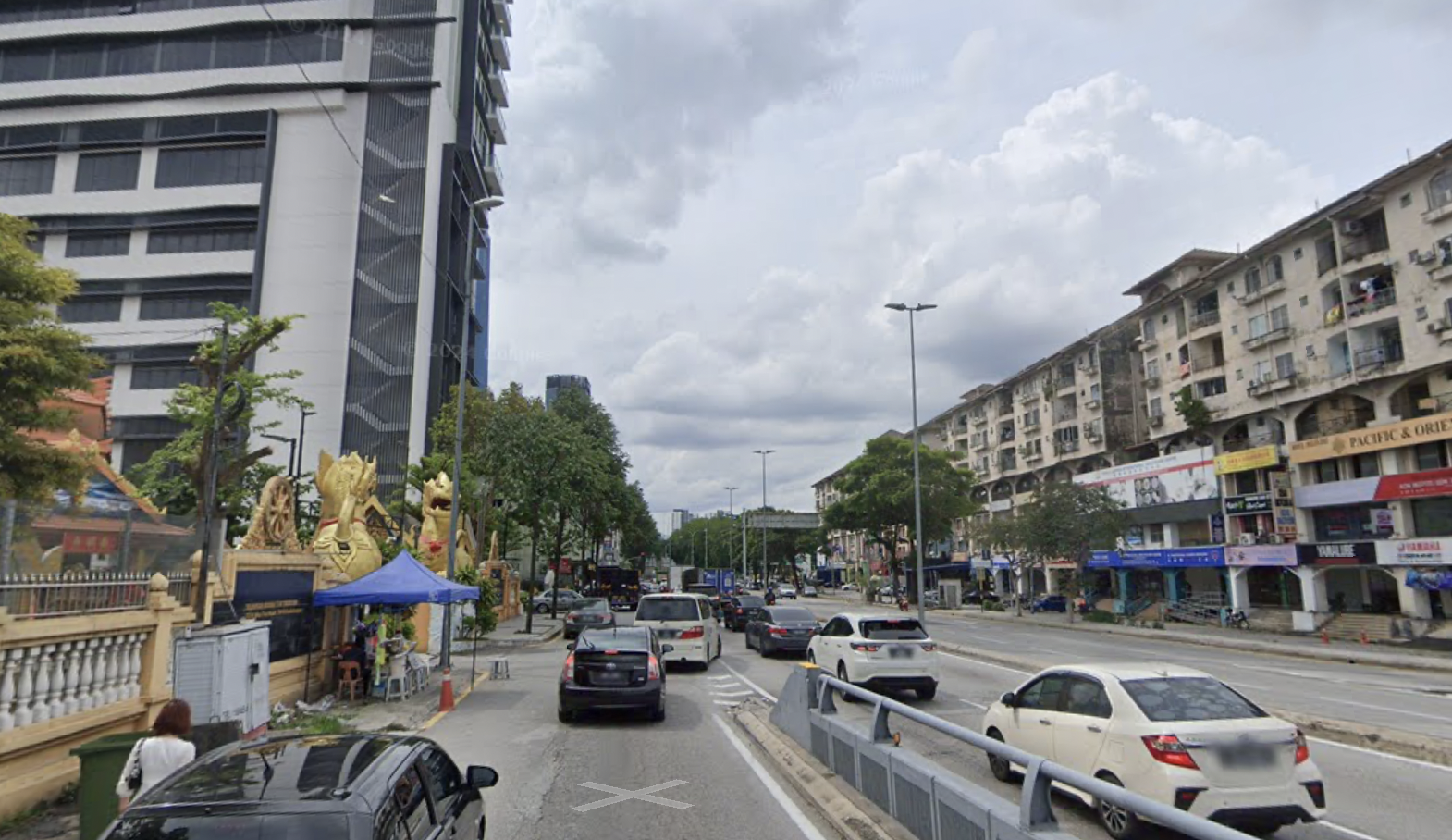 Shop Jalan Tun Razak, Shop