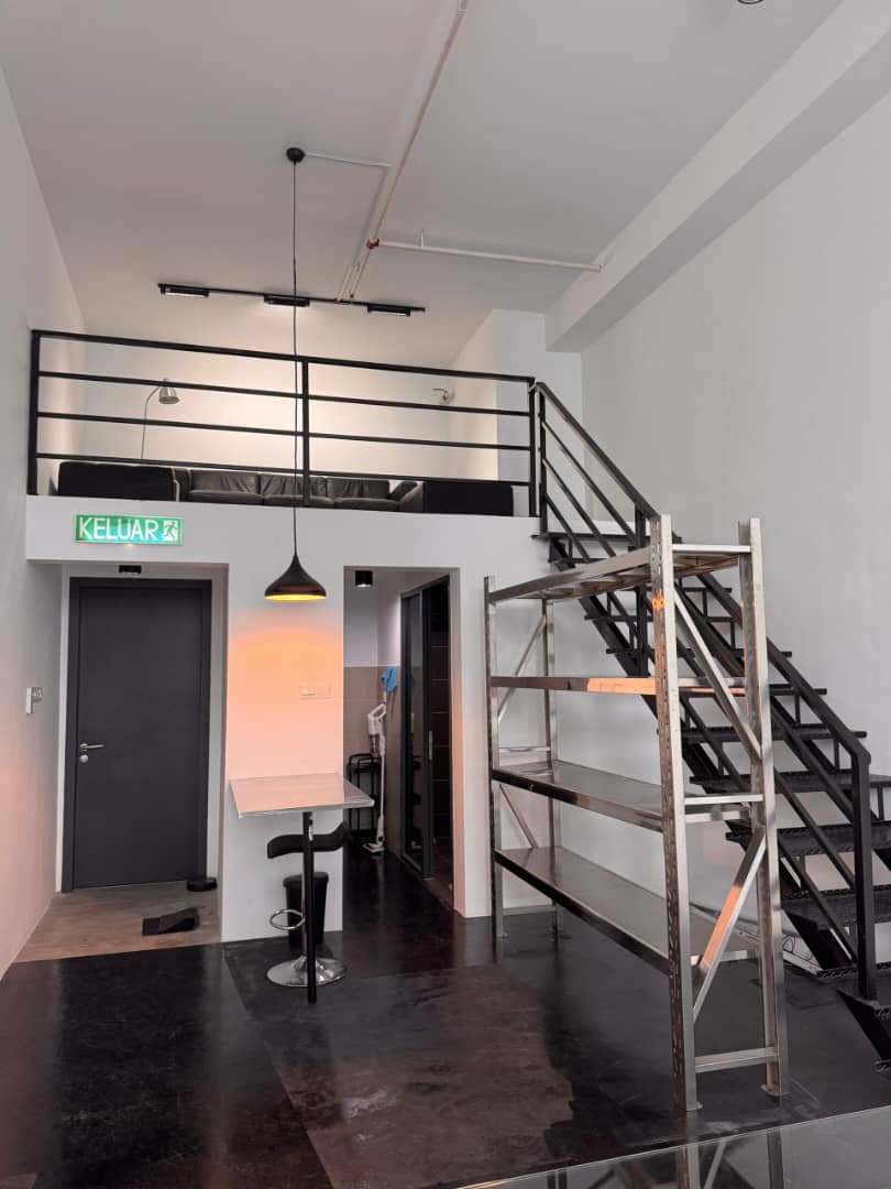 Mutiara central, Office