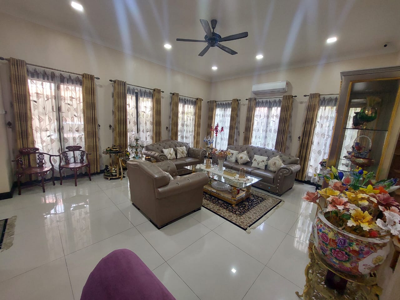 Beverly Heights, Bungalow