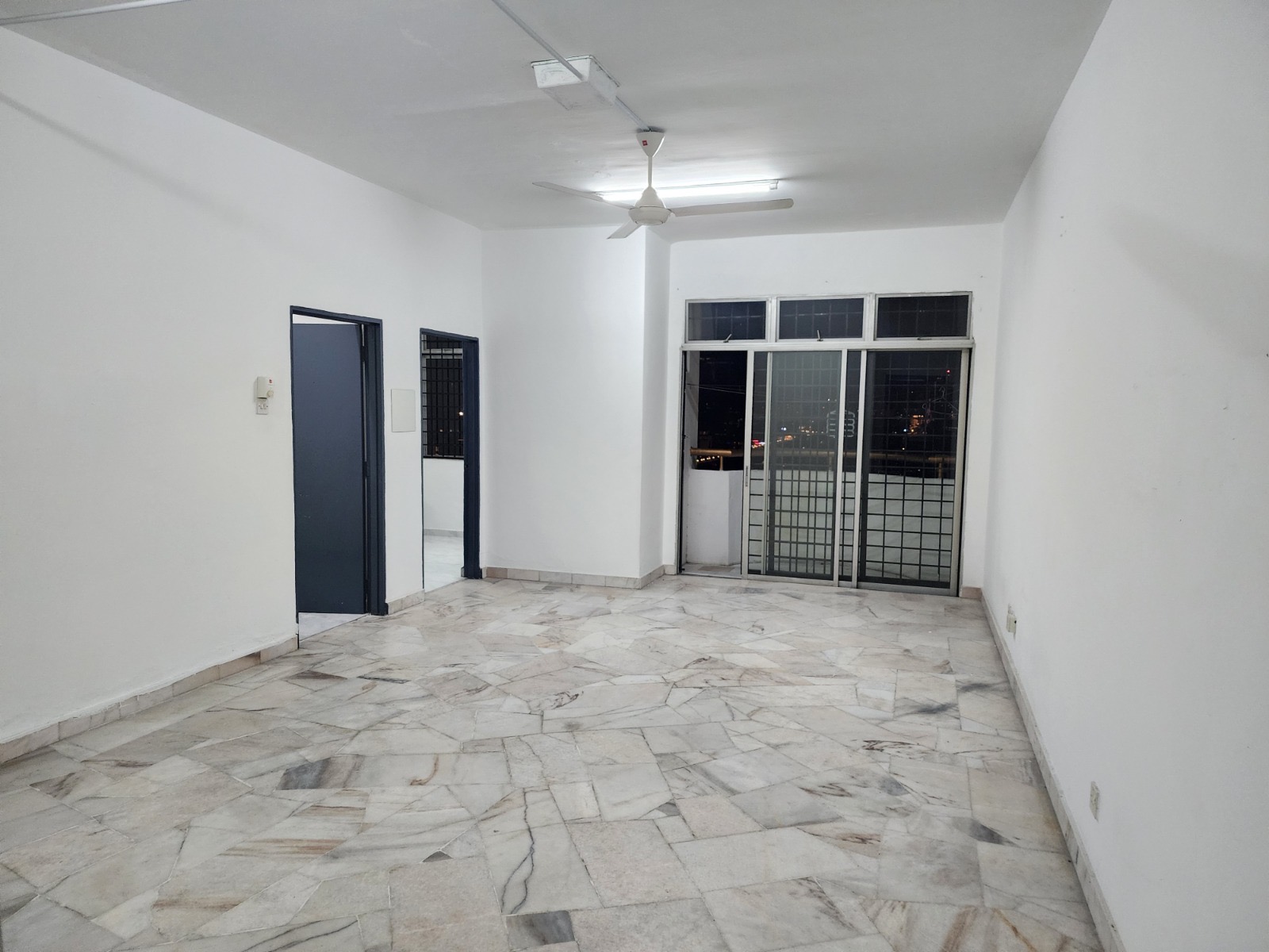 Lagoon Perdana, Apartment