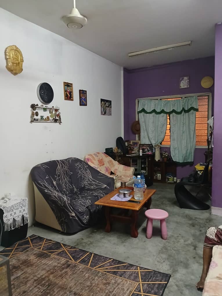Desa Mutiara, Flat