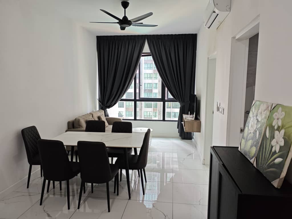 Cubic Botanical, Condominium