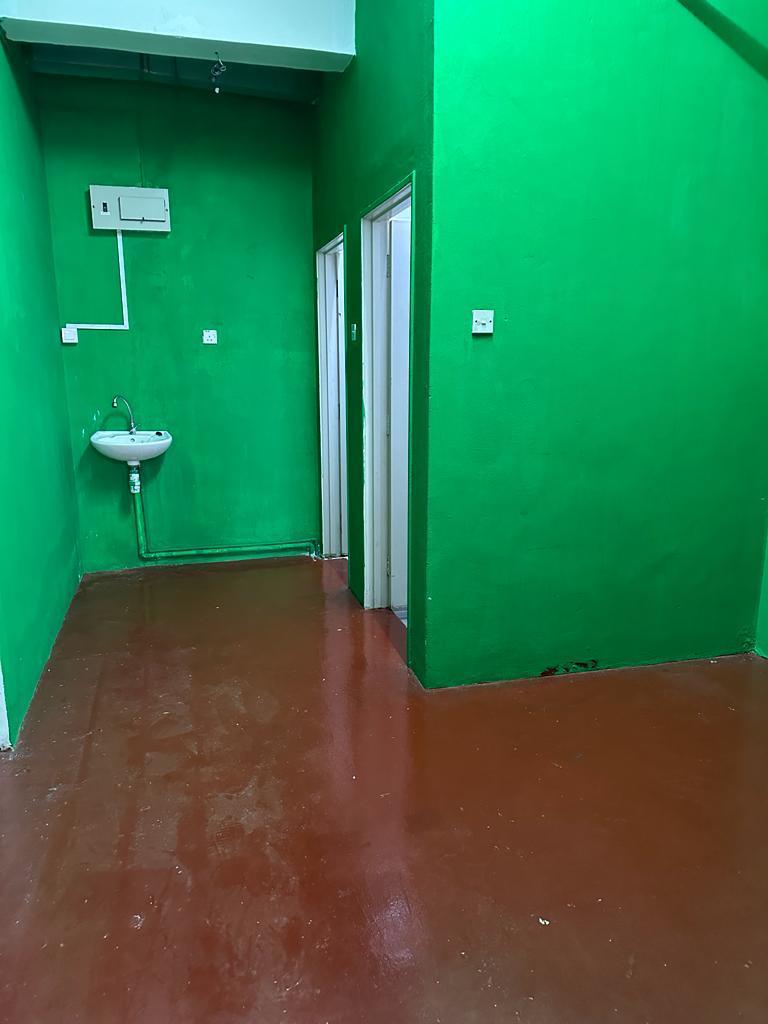 Selayang Point Shop, Shop