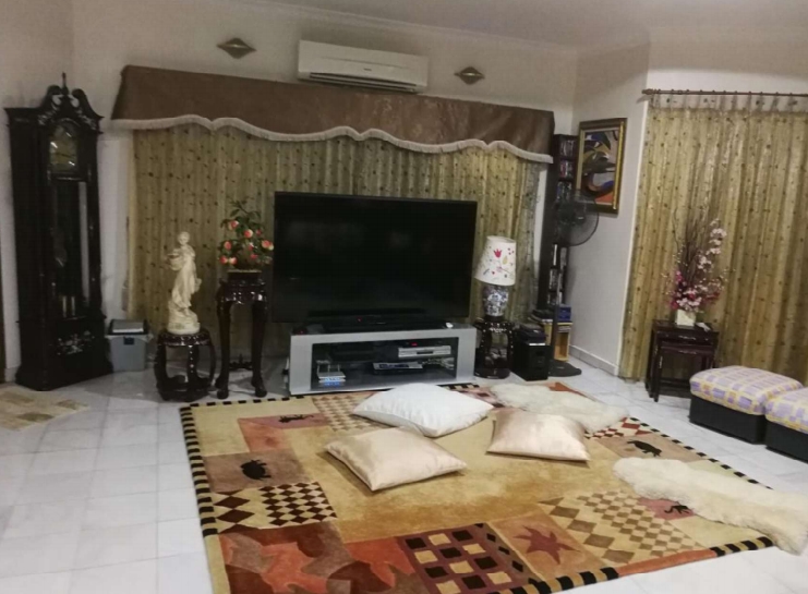 Sri petaling, Bungalow