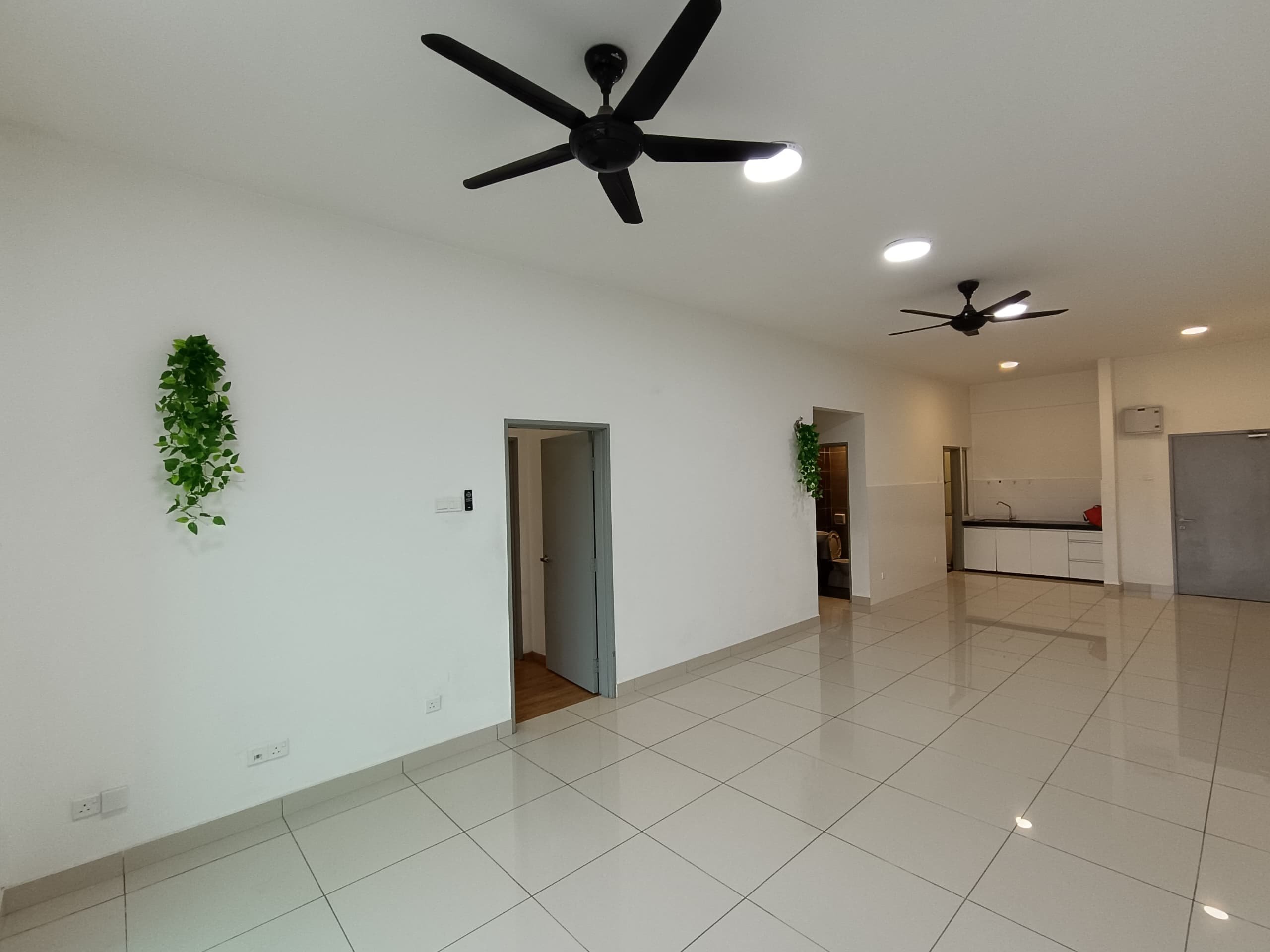 Zeta Deskye Residence, Condominium