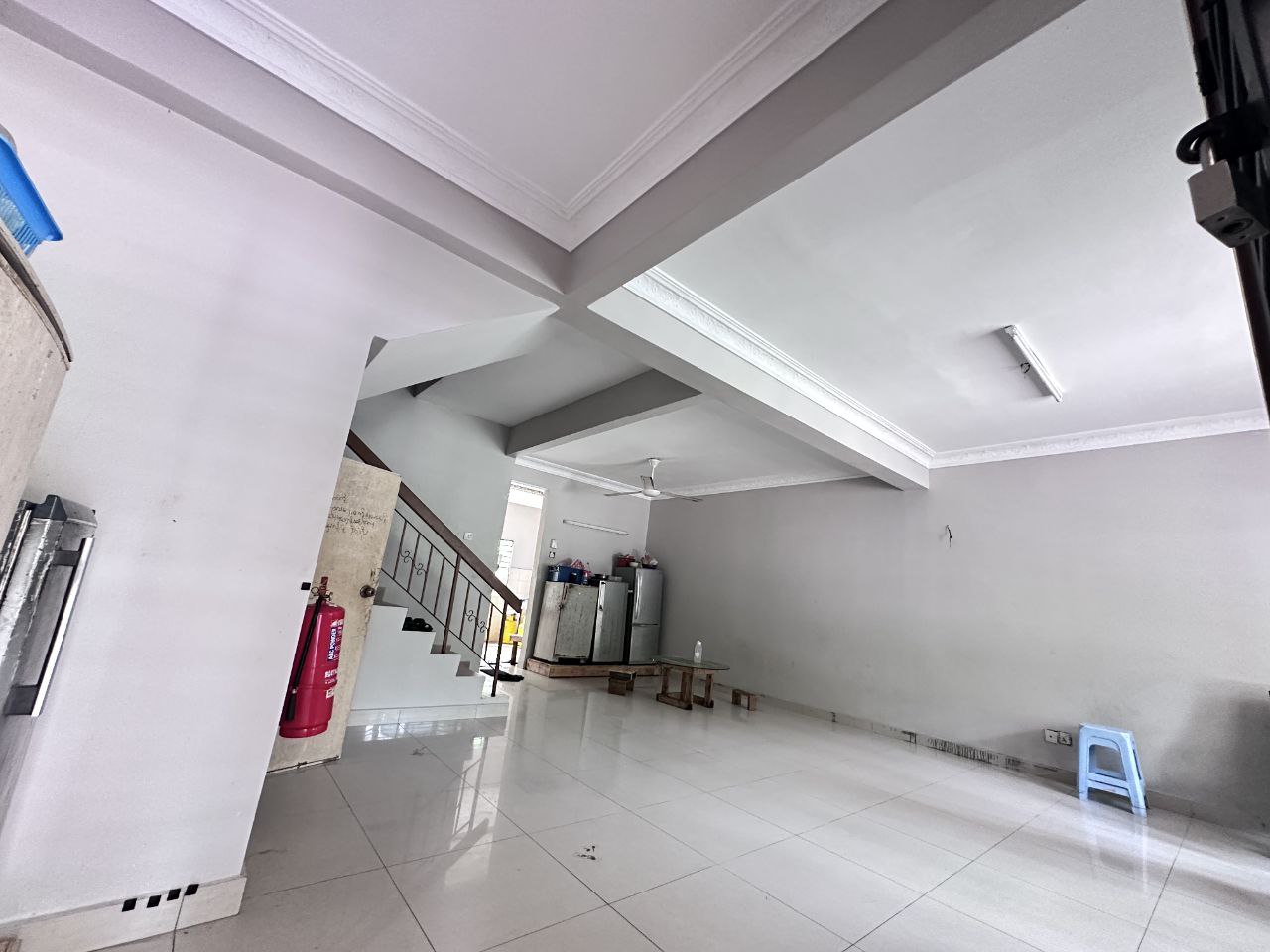 Taman puchong utama terrace landed house, Double Storey