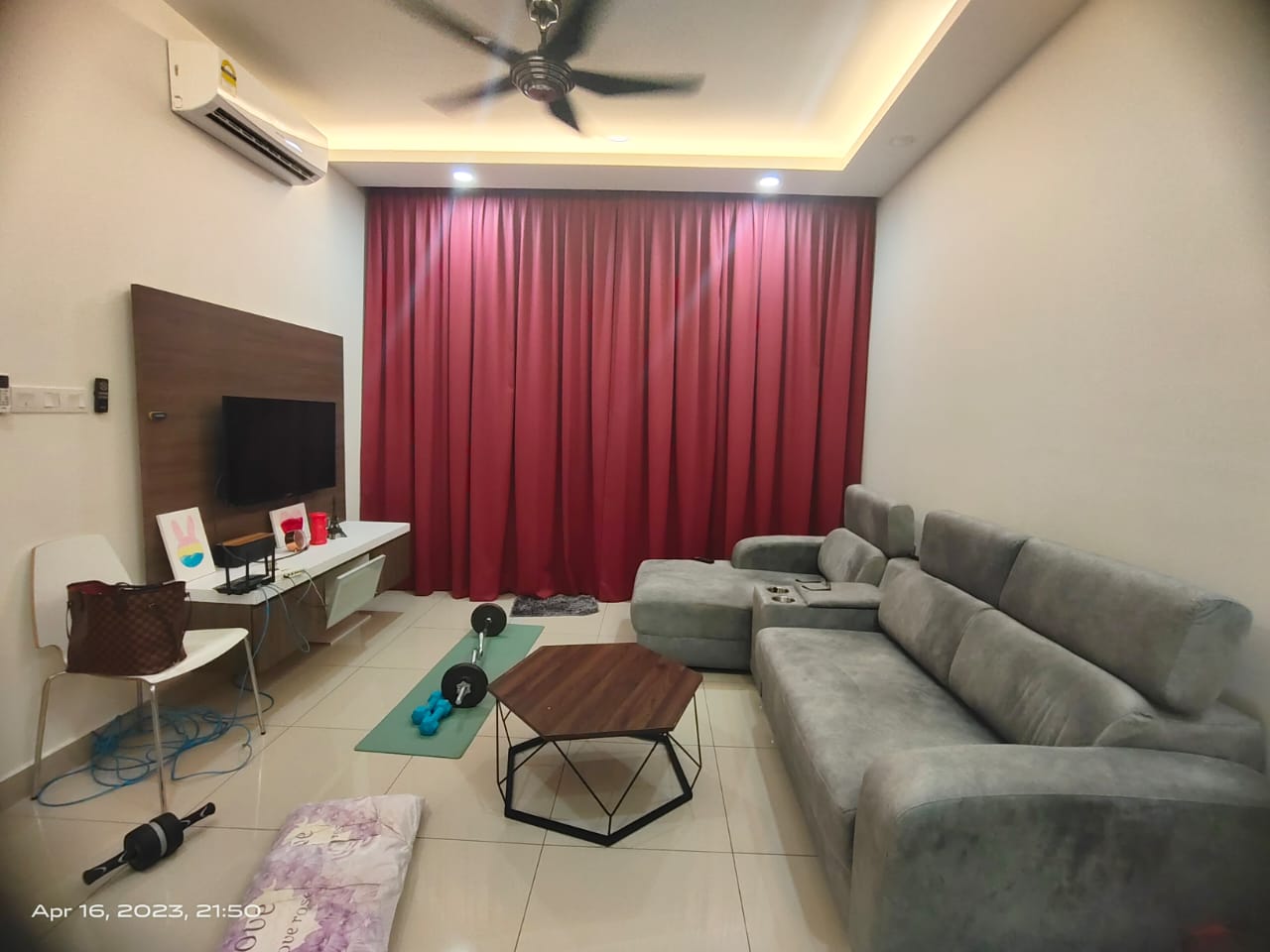 The Vyne, Condominium