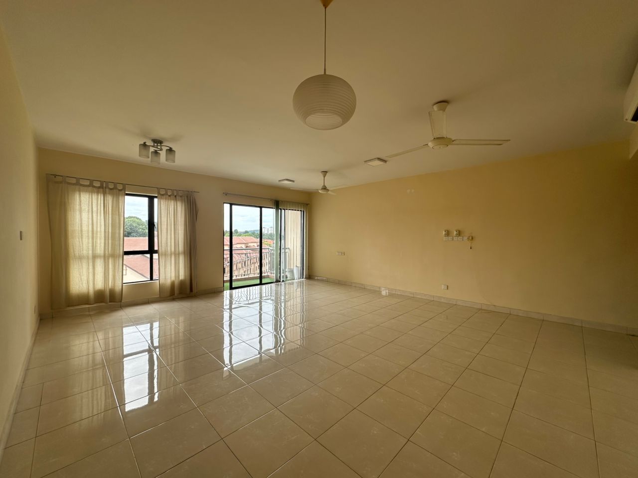 Casa Indah 1, Condominium