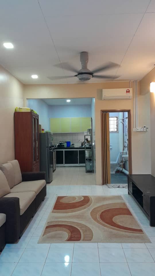 Indah Condo, Condominium