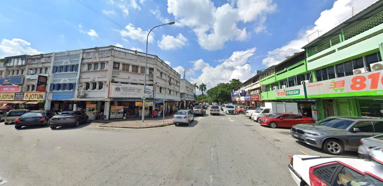 Taman Sri Rampai, Shop