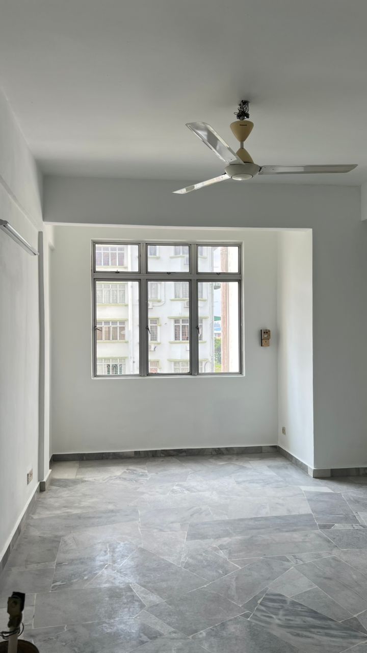 Goodyear Court 9, Condominium