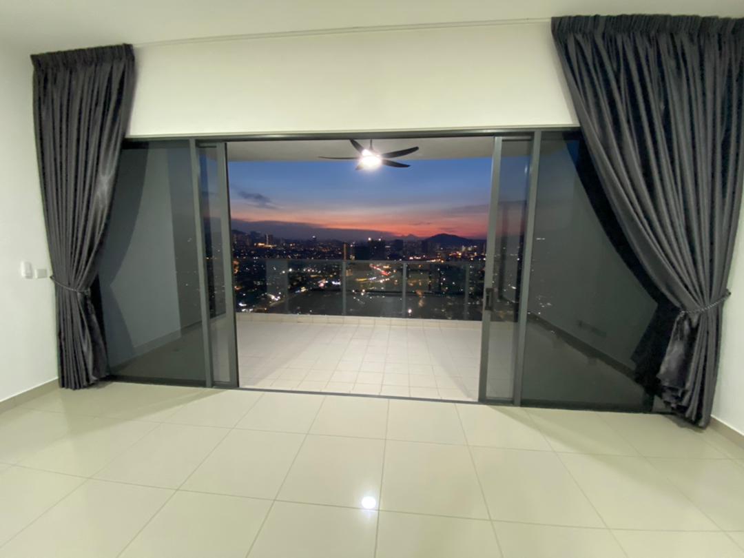 Lakeville Residence, Condominium