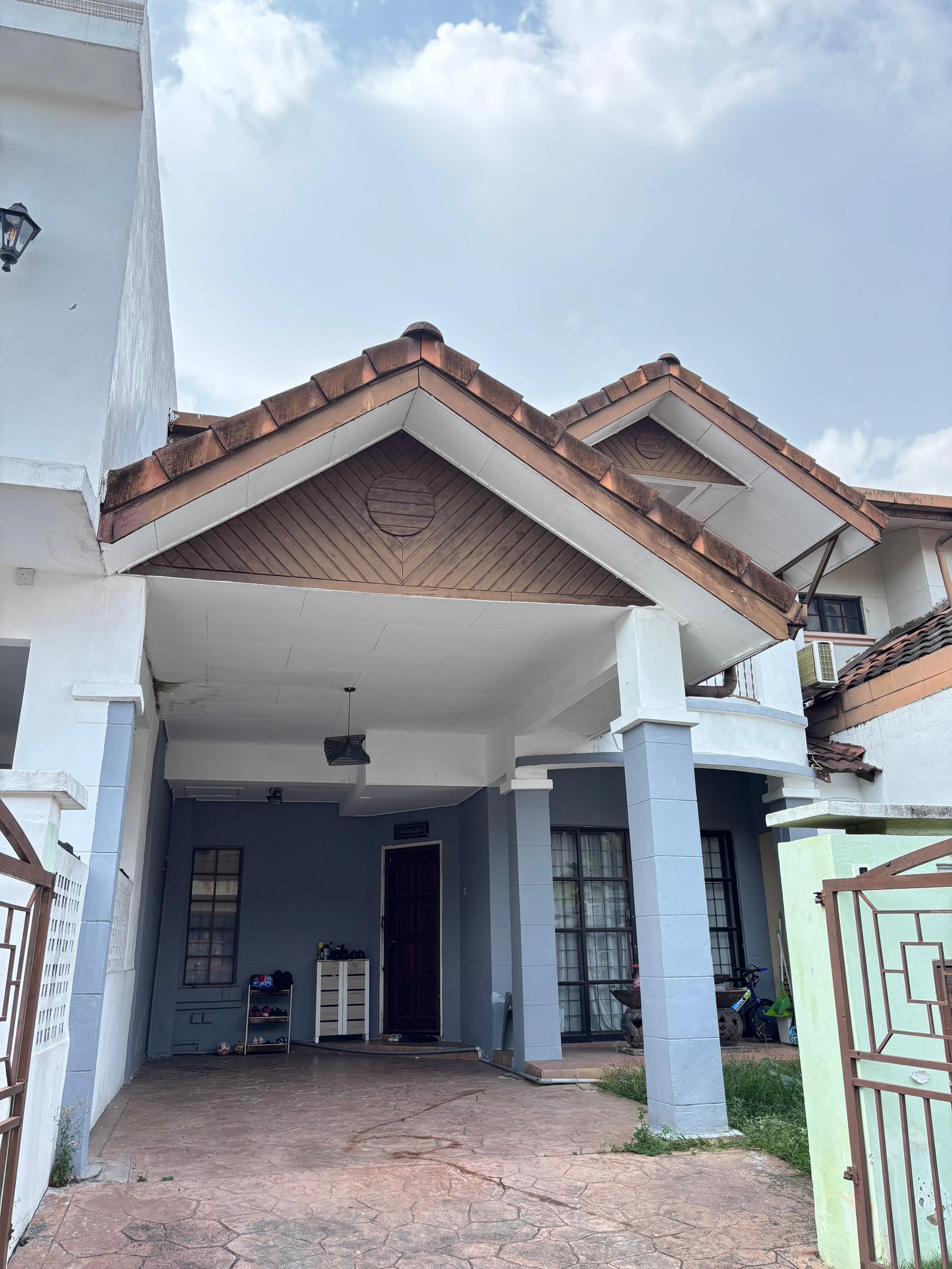 Seksyen U5, Double Storey
