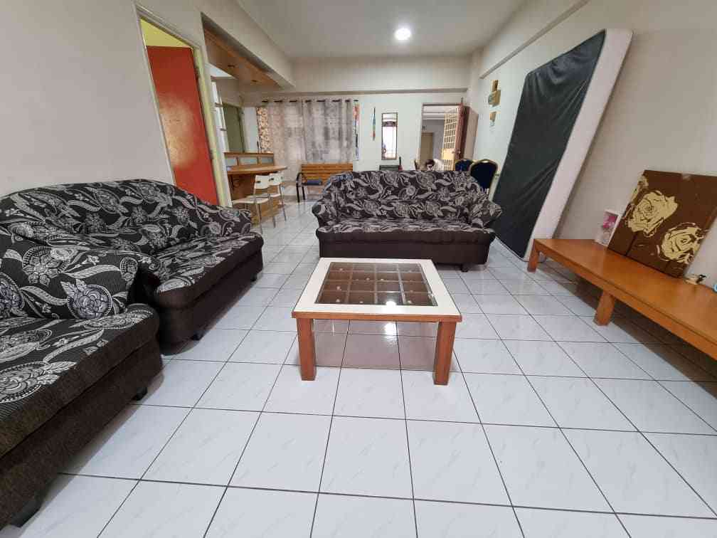Endah Ria, Condominium