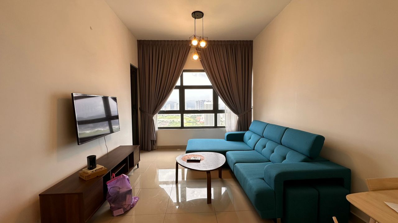 Lakeville Residence, Condominium