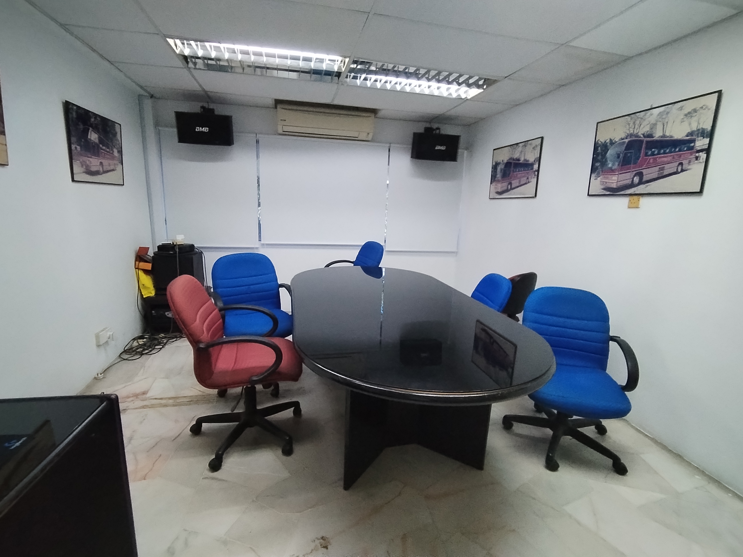Pandan Jaya Shoplot, Office