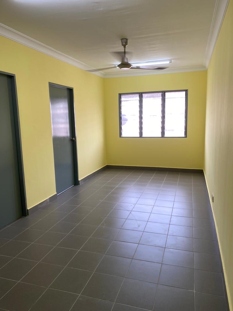 Harmoni aprt, Apartment