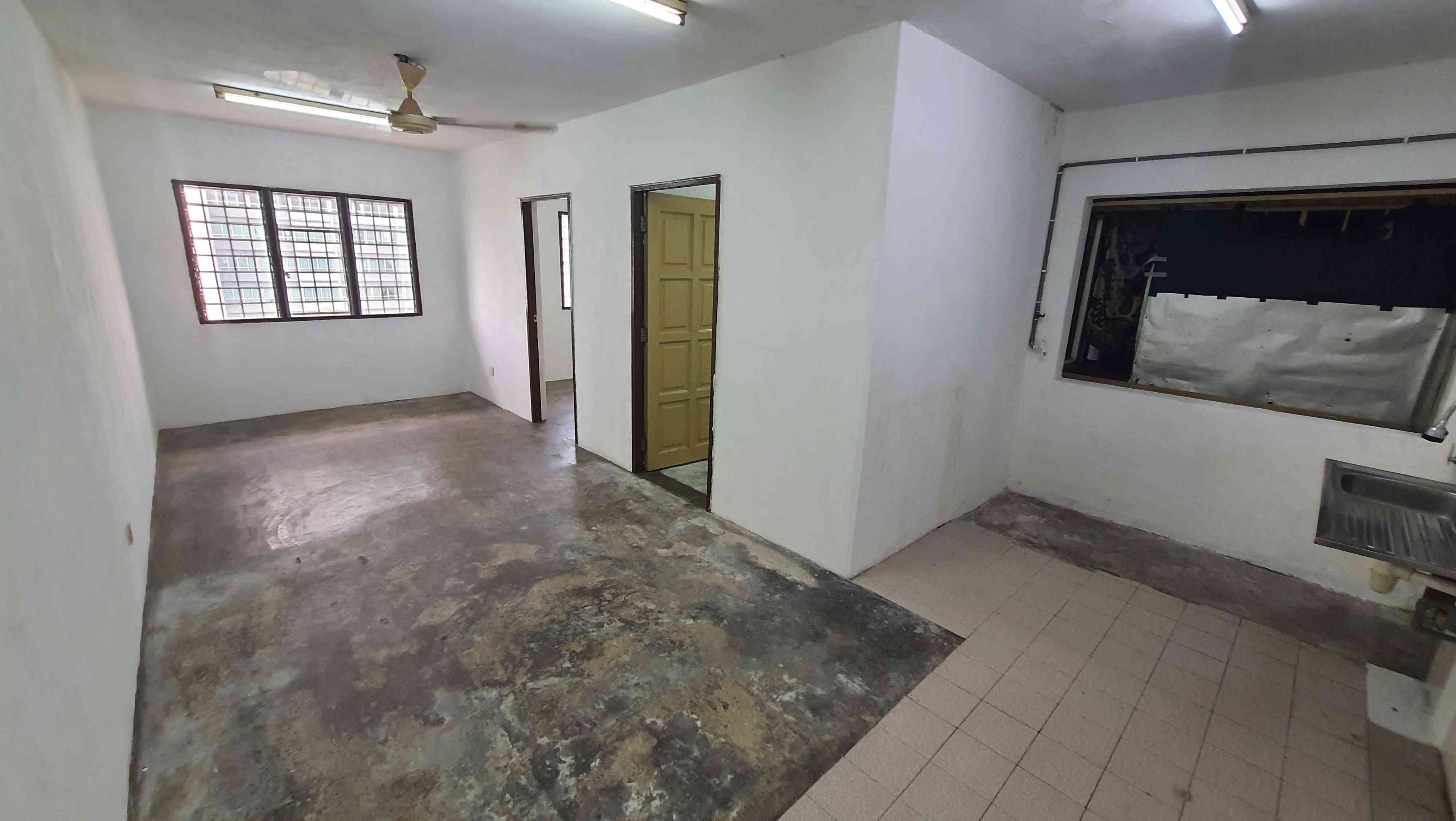 Lestari Aprt, Apartment