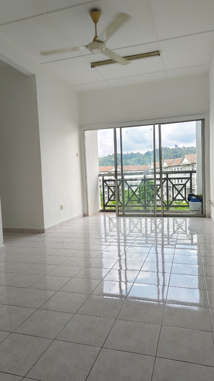 Sri Alpinia, Apartment