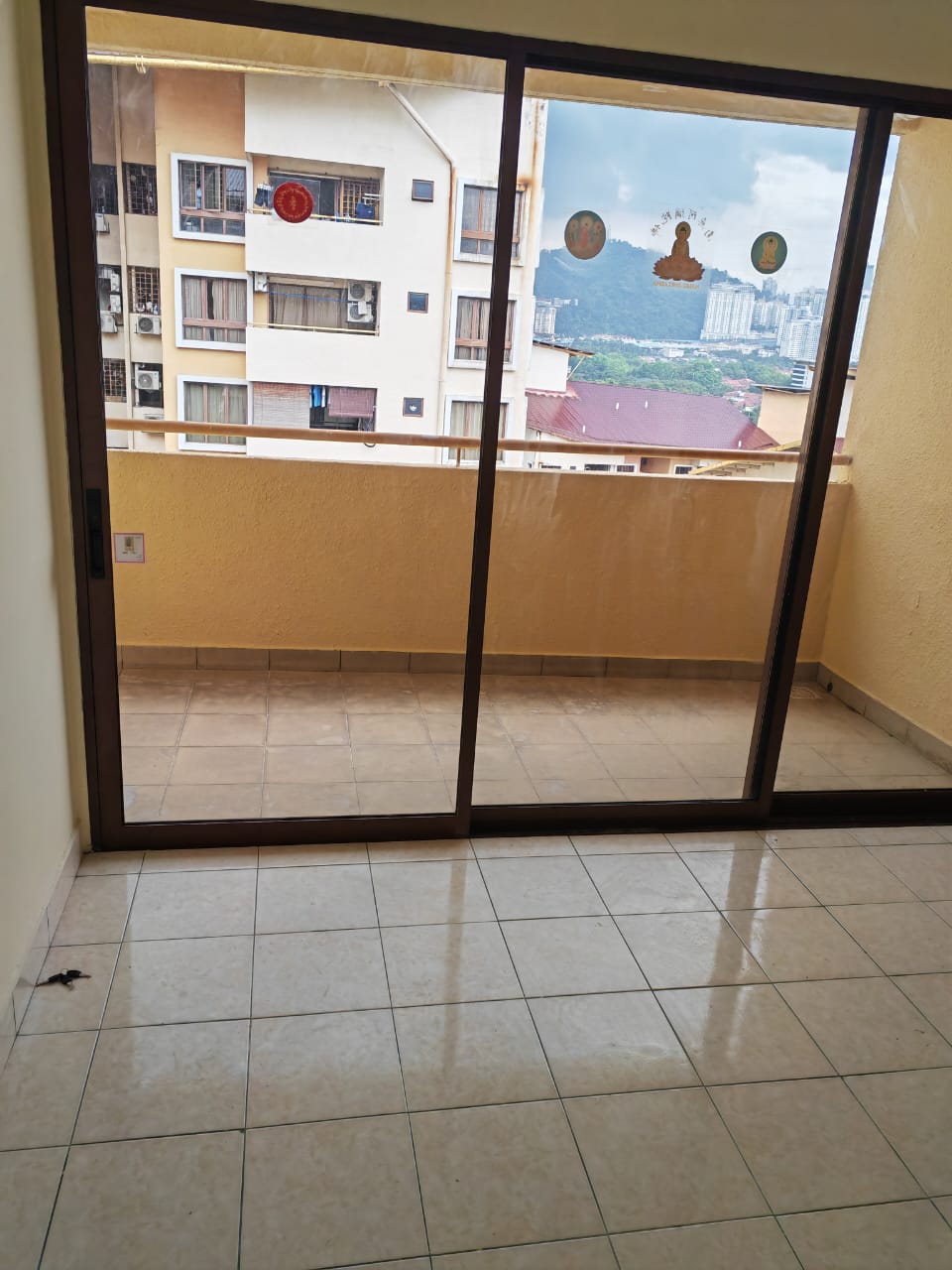 Palm spring@damansara, Condominium