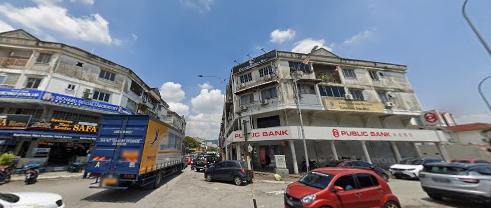 Pandan Indah Commercial, Shop