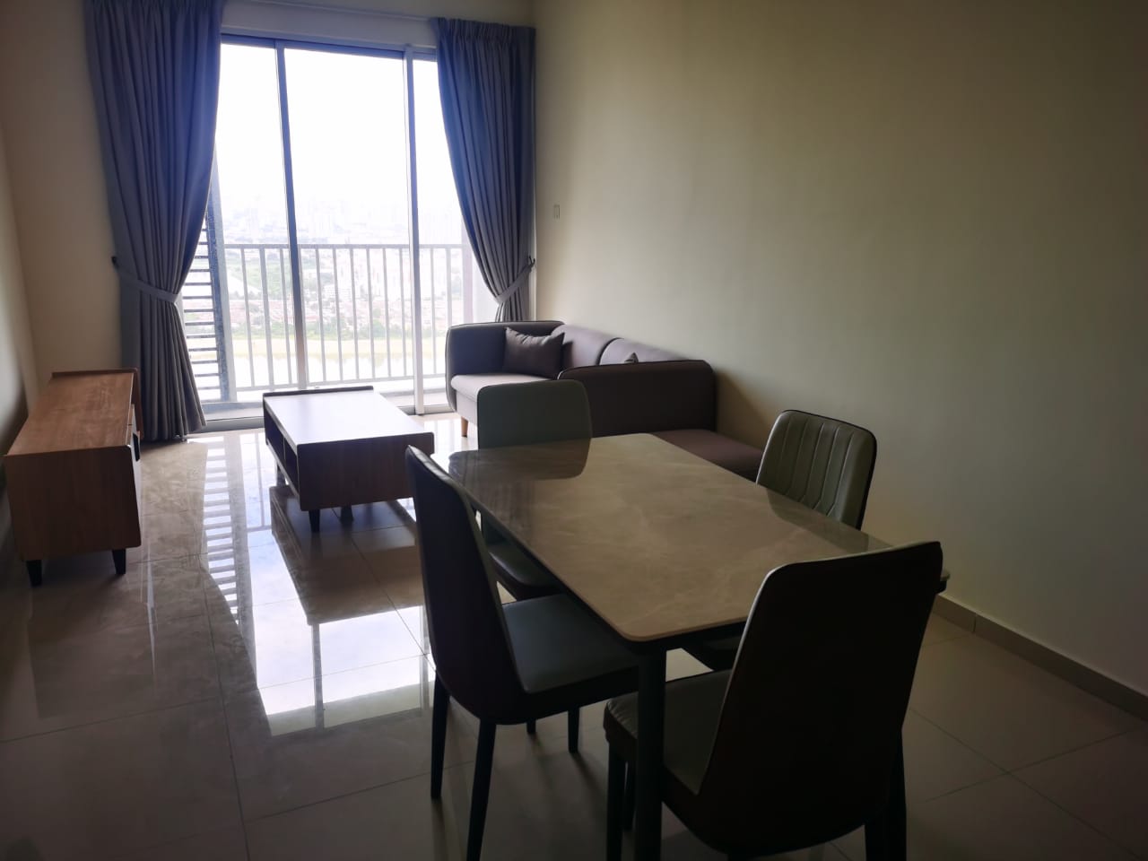 Laman Sari Residensi, Condominium