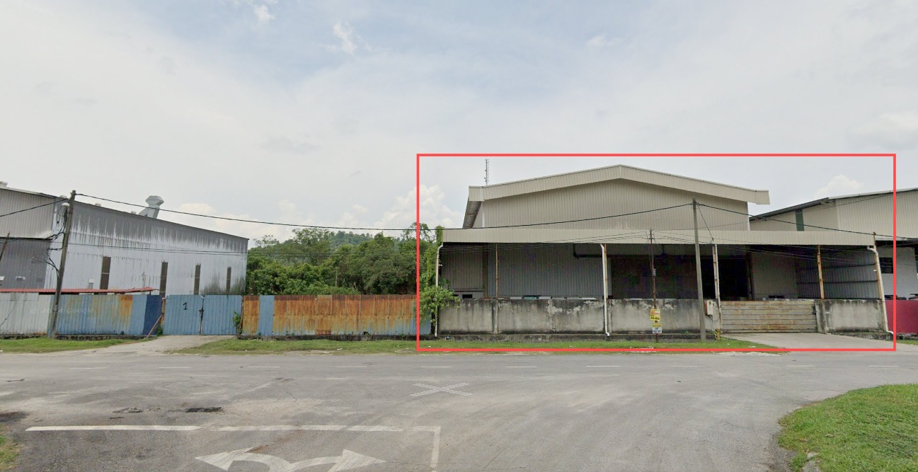 Taman Garing Utama Warehouse, Warehouse