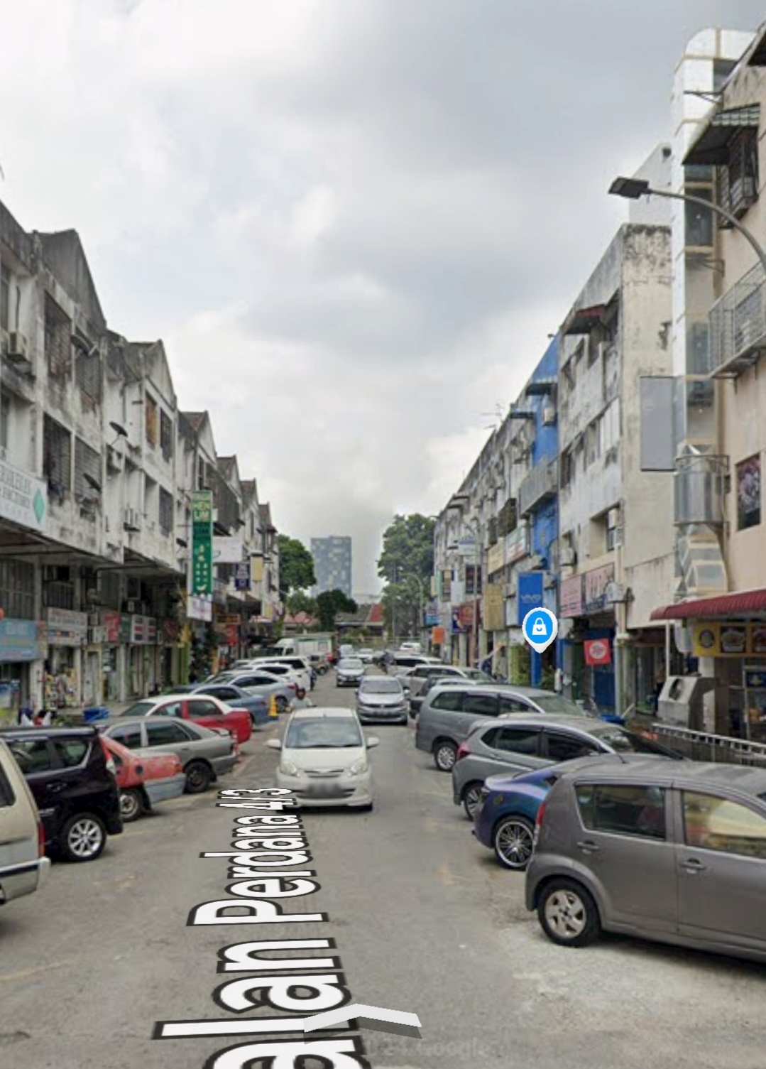 Pandan Perdana, Shop