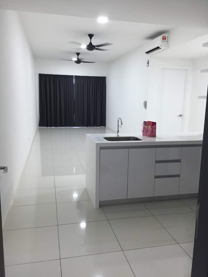 Eco Sky, Condominium