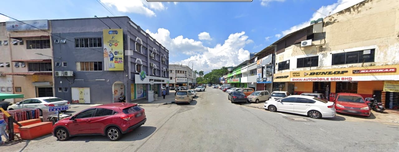 Taman Sri Rampai, Shop